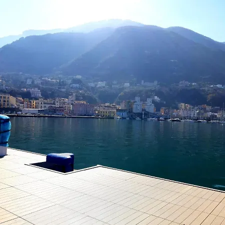 Casa Andrea Tra Napoli E Sorrento