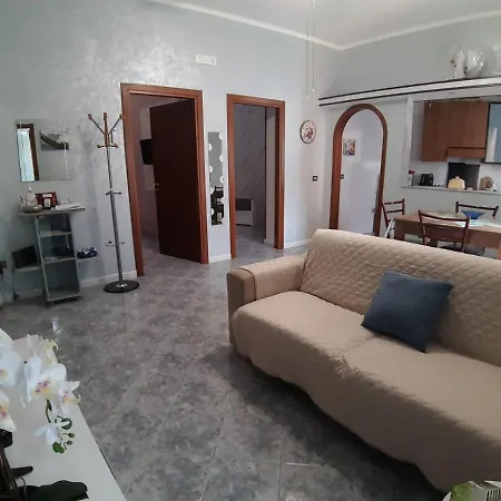 Casa Andrea Tra Napoli E Sorrento Apartment *